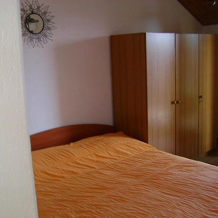 Apartments Mila Bol Room photo
