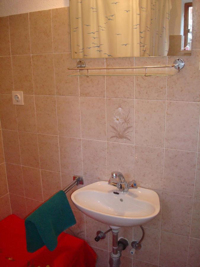 Apartments Mila Bol Room photo